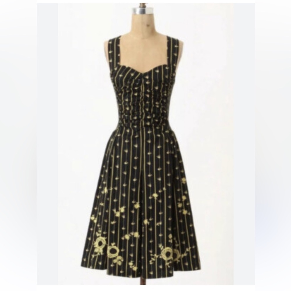 ANTHROPOLOGIE Ruched Martins Dress Birds Stripe. Size 6P